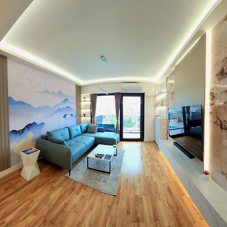 Diamond Residences 10Th Fl. Lux Apt. W/ City View Skopje Bagian luar foto