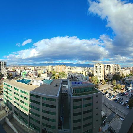 Diamond Residences 10Th Fl. Lux Apt. W/ City View Skopje Bagian luar foto